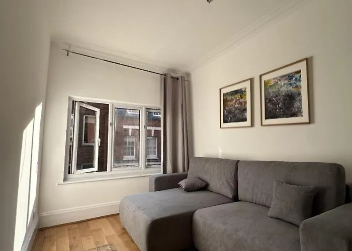 2Bd Minimalist Soho&Covent Garden Escape